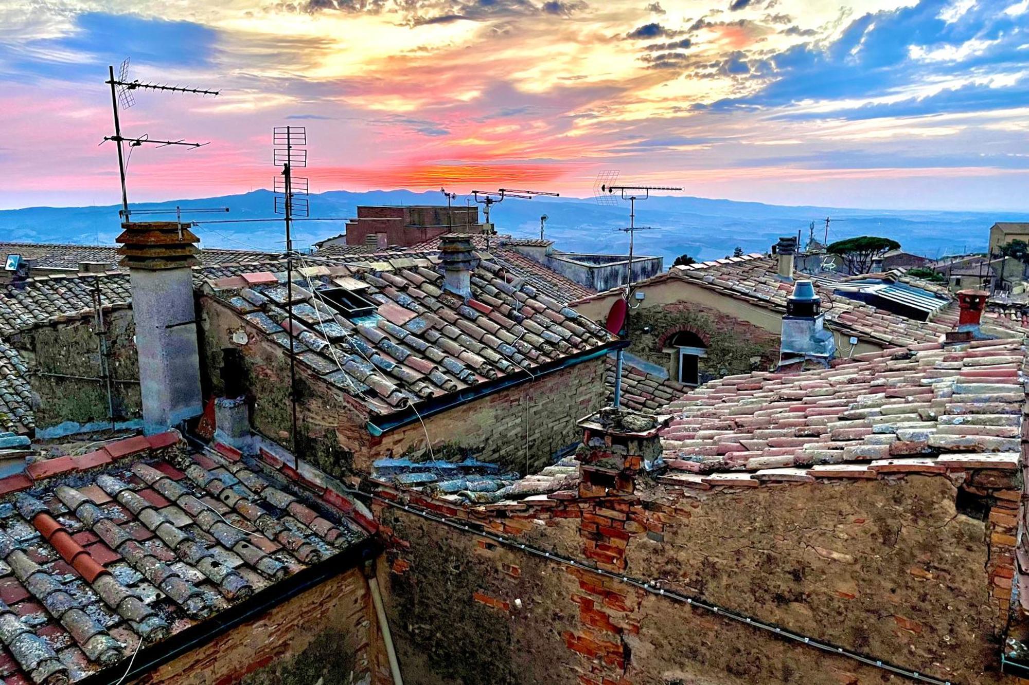 The Walkable Volterra Rooftop Suite Luaran gambar